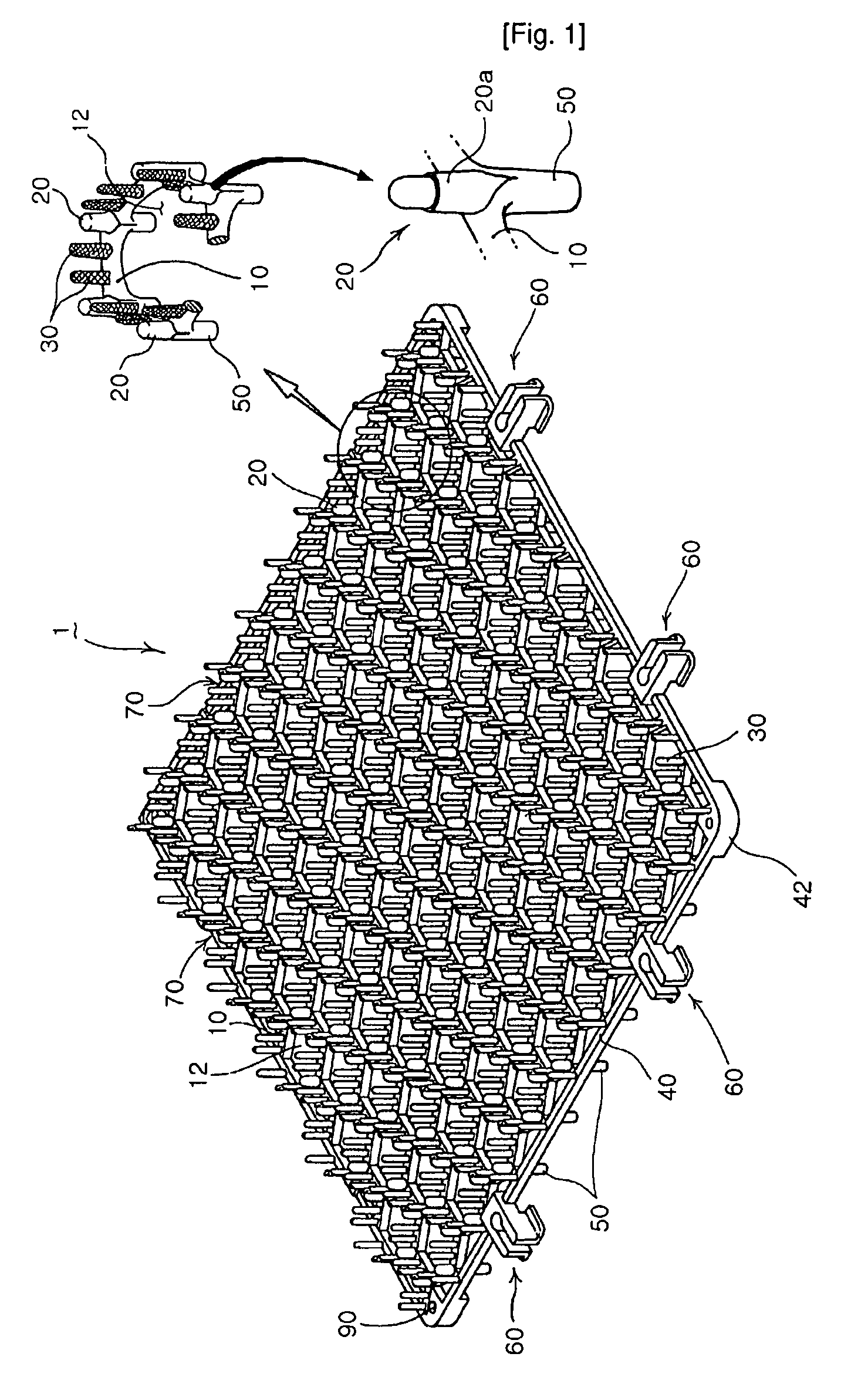 Grass protection mat and mat assembly having the same