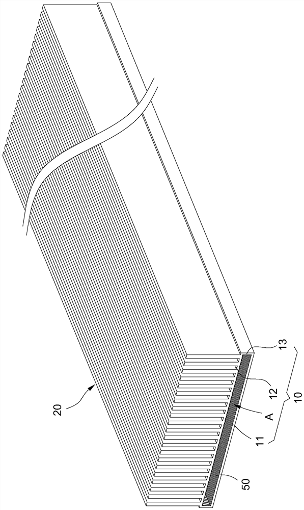 Integrated uniform temperature plate and manufacturing method thereof