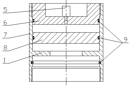 Deep-sea sediment core pressure-maintaining device matched with submarine drilling rig and method for using deep-sea sediment core pressure-maintaining device