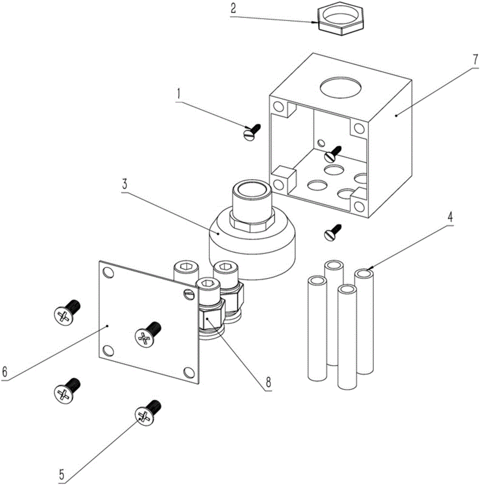 Water distribution and collection device