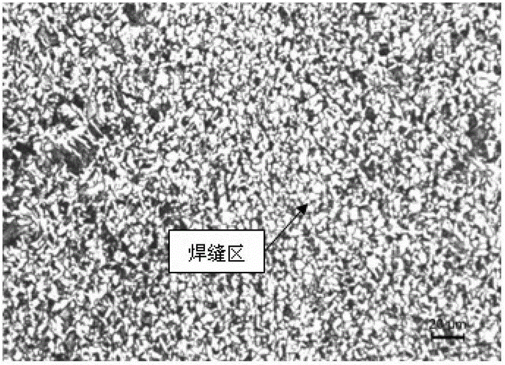 High-performance low-carbon microalloy steel SEW (hot stretch-reducing electric welding) expansion casing and manufacturing method thereof