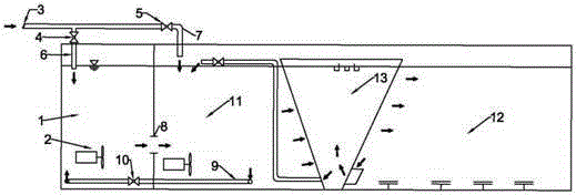 Integrated nitrogen and phosphorus removal sewage treatment device