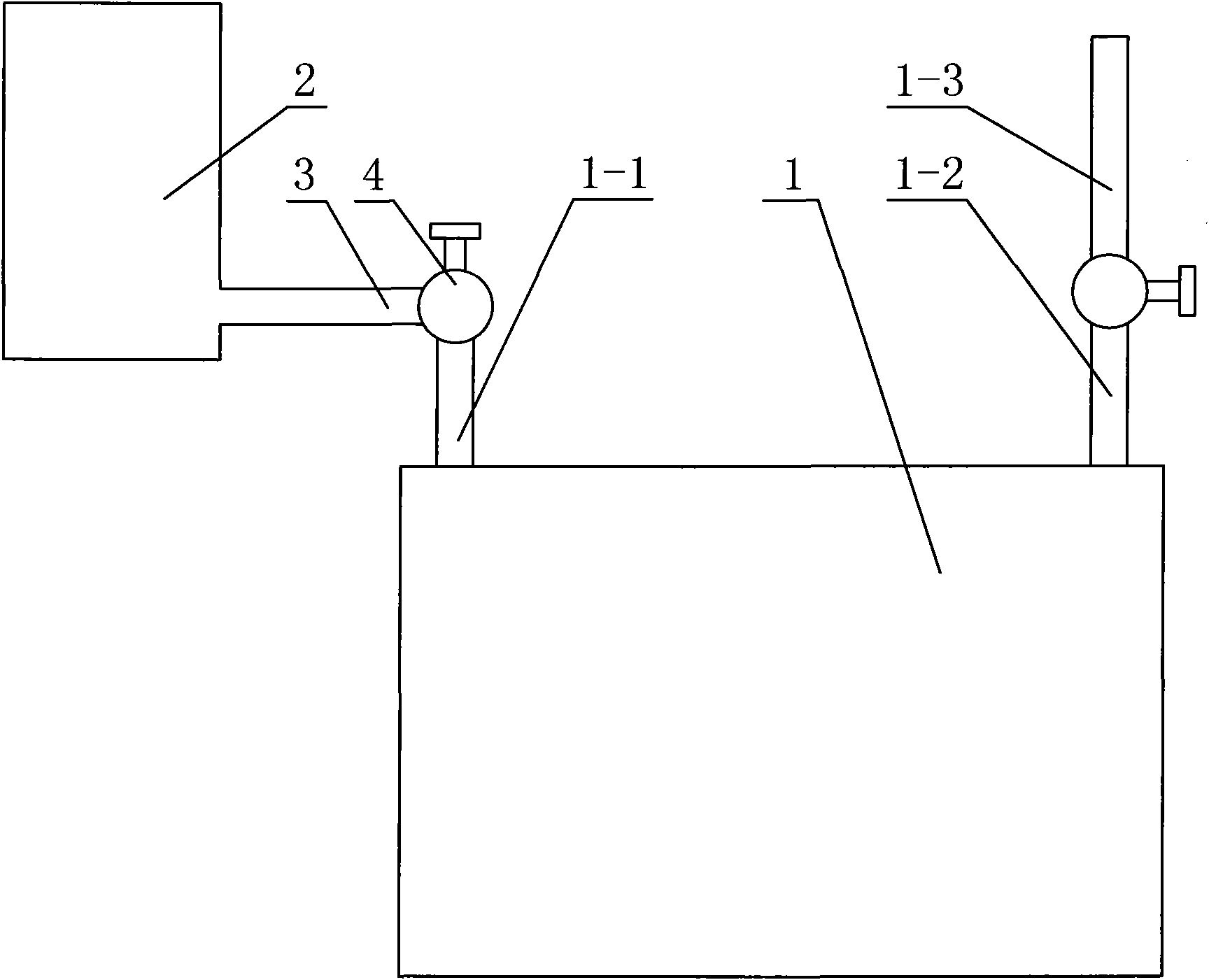 Continuous cleaning device for vacuum pump and method thereof