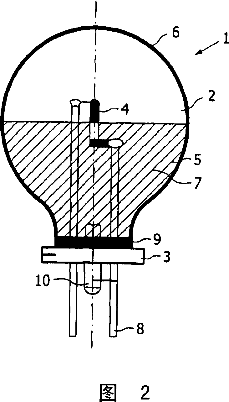 Compact incandescent lamp with integrated reflector