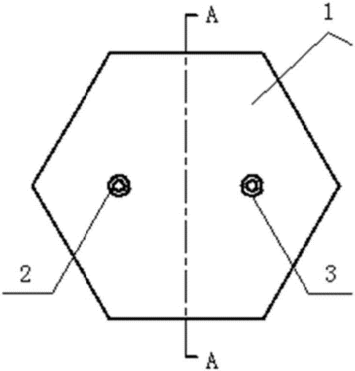 Lining plate structure of ore grinding machine and assembling method of lining plate structure