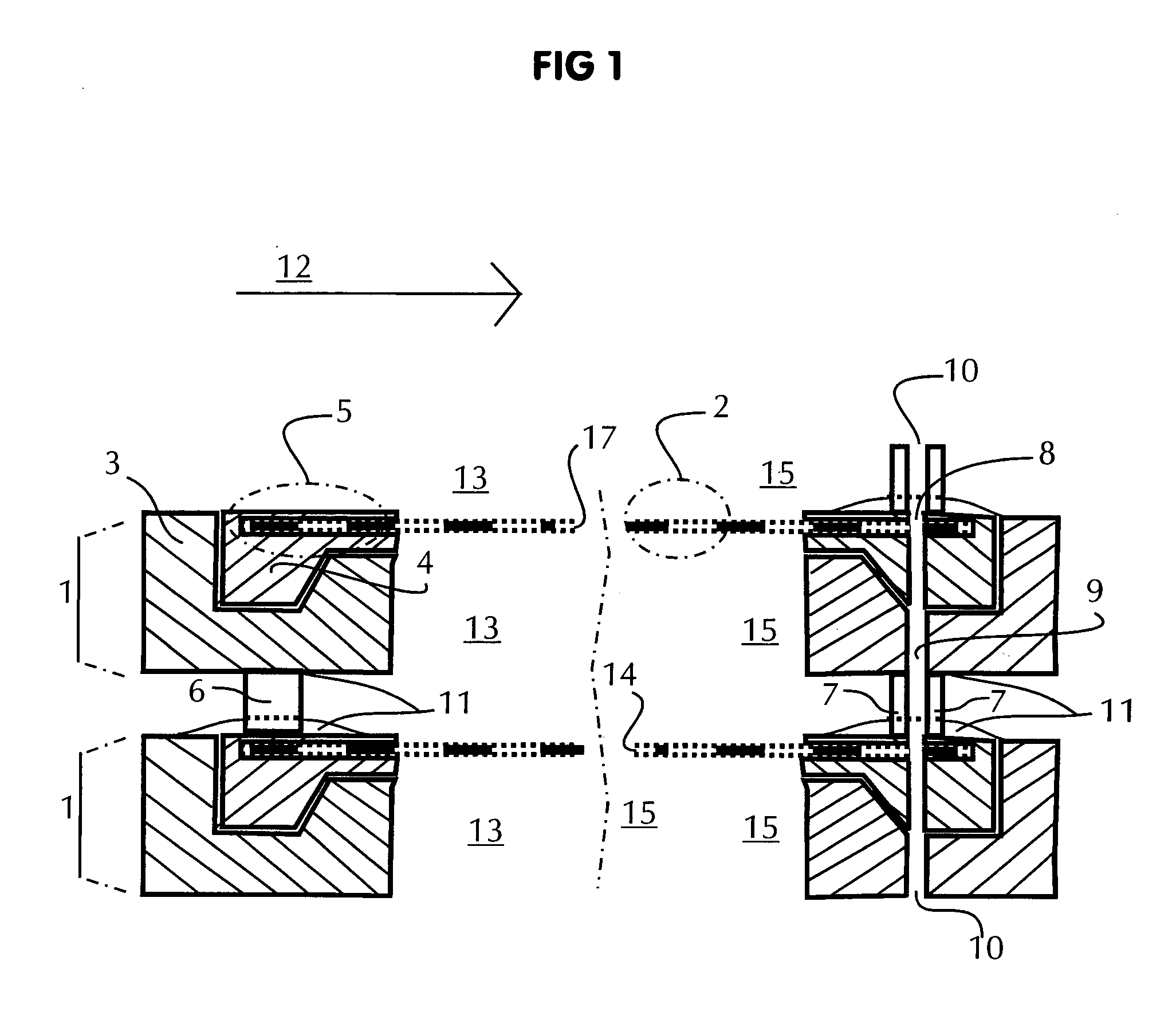 Filtration system with enhanced cleaning and dynamic fluid separation