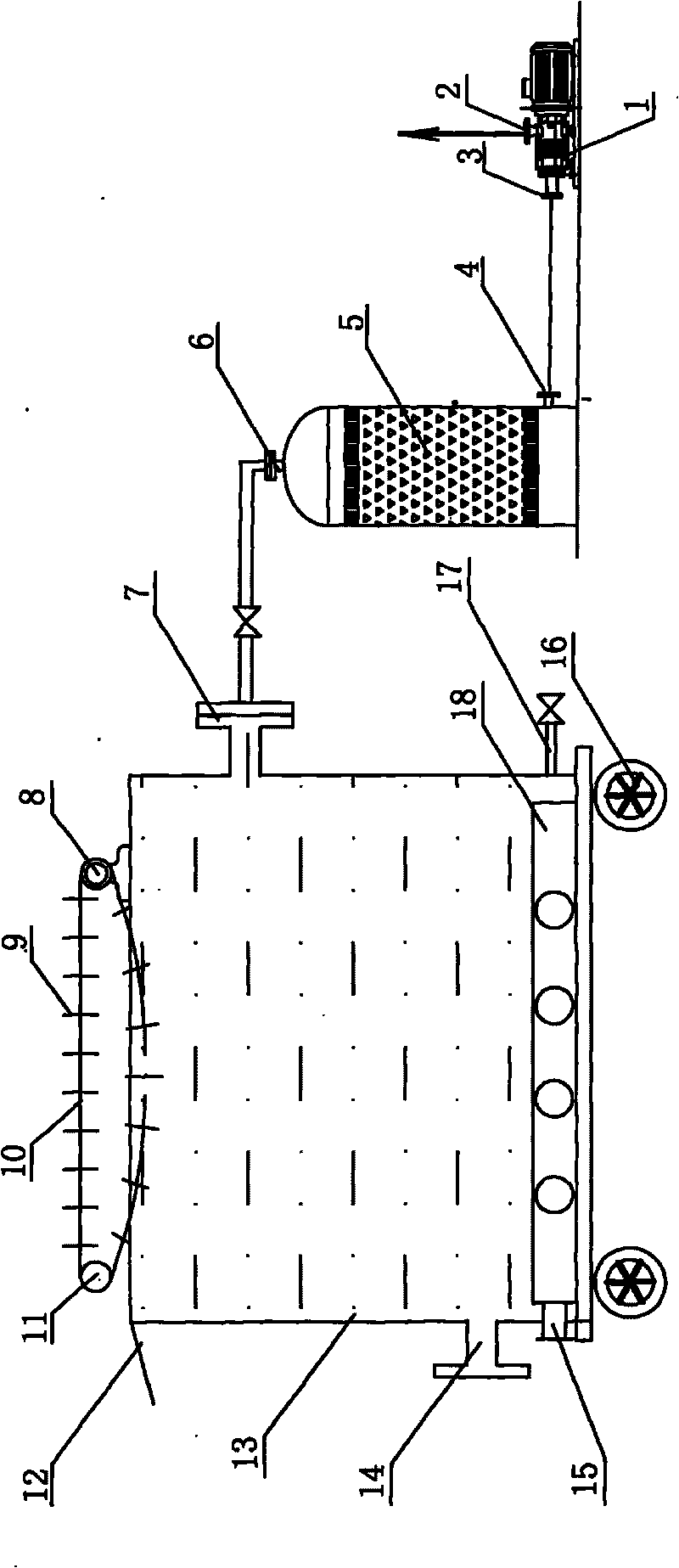 Mobile device for treating, recovering and reusing sewage