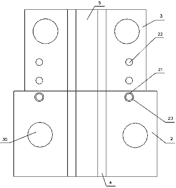 Slope reinforcing device for civil engineering and construction method thereof