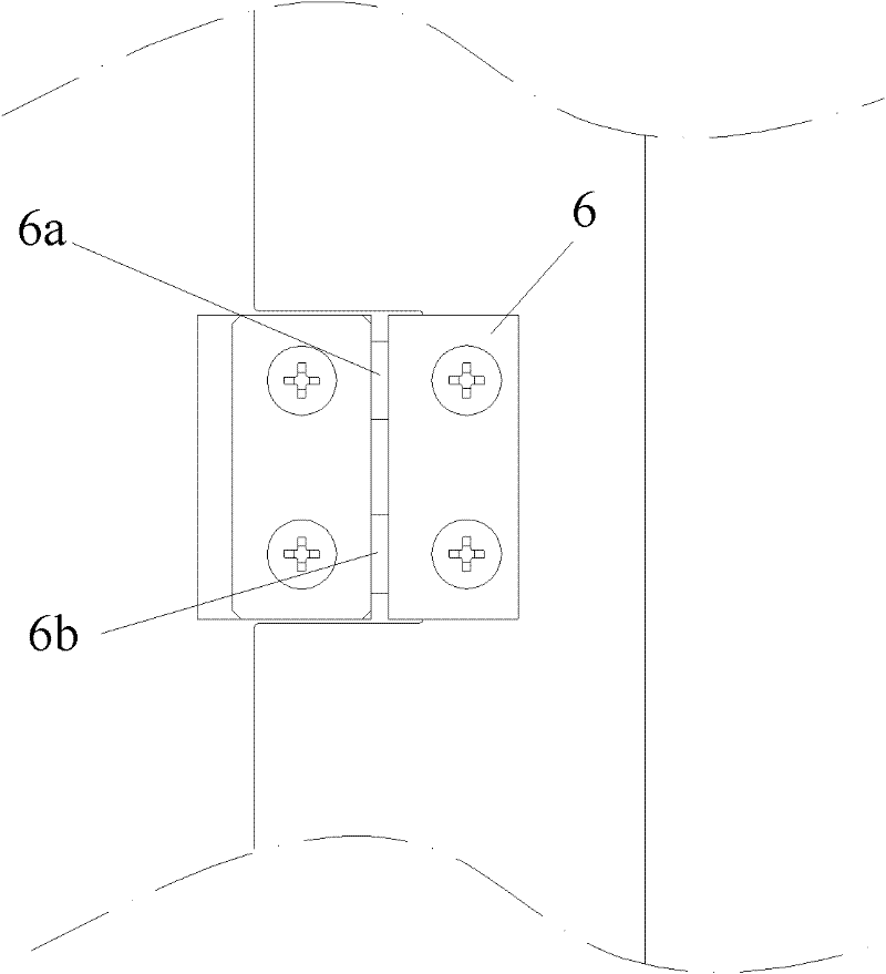 Chip removal device for medical pendant and medical pendant having same