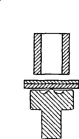 Agitating friction riveting device and riveting method