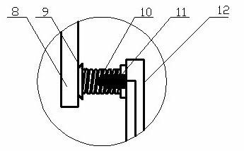 Device and method capable of realizing getting-on and getting-off of passengers without stopping of train when arriving at station