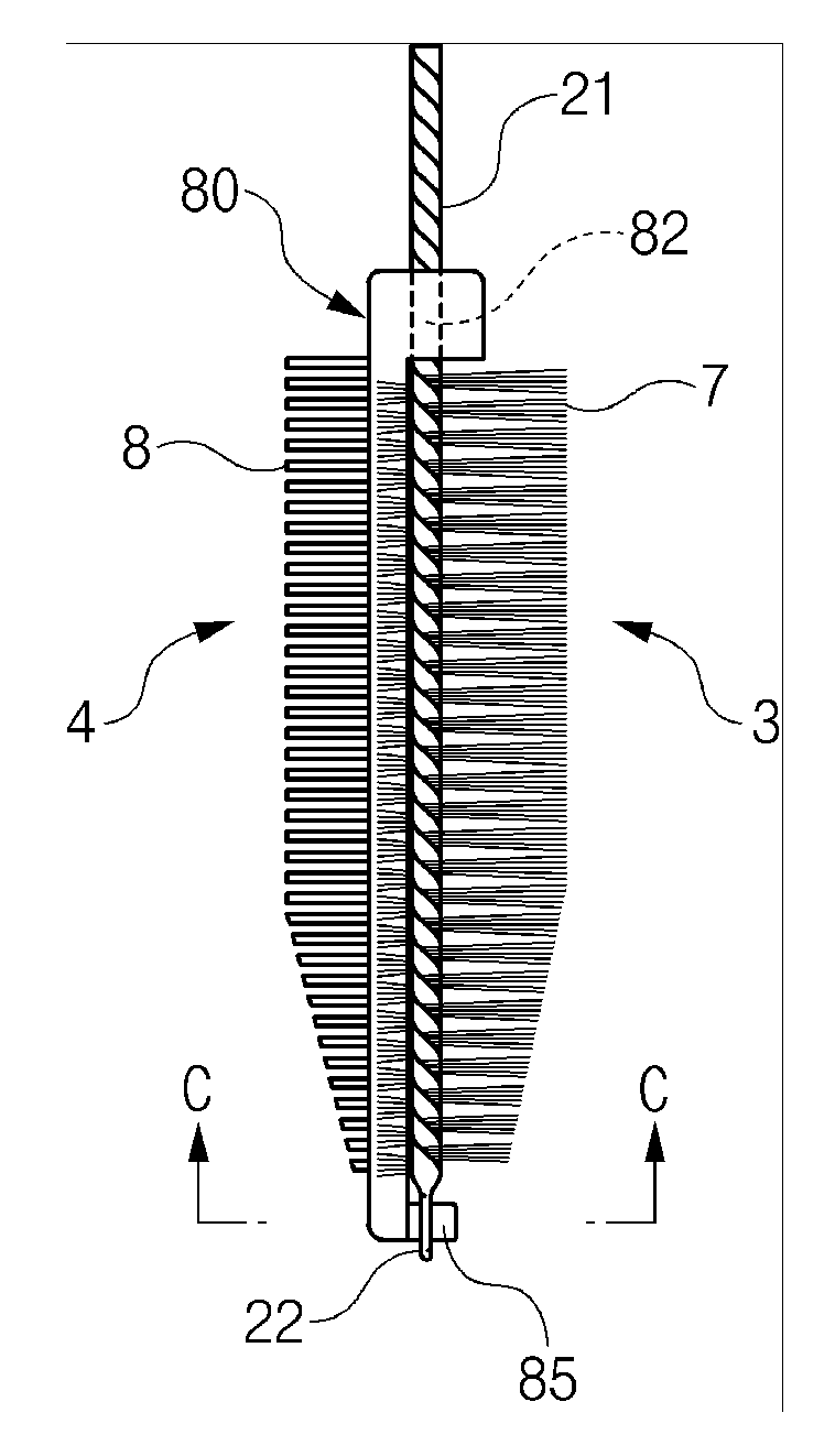 Mascara brush