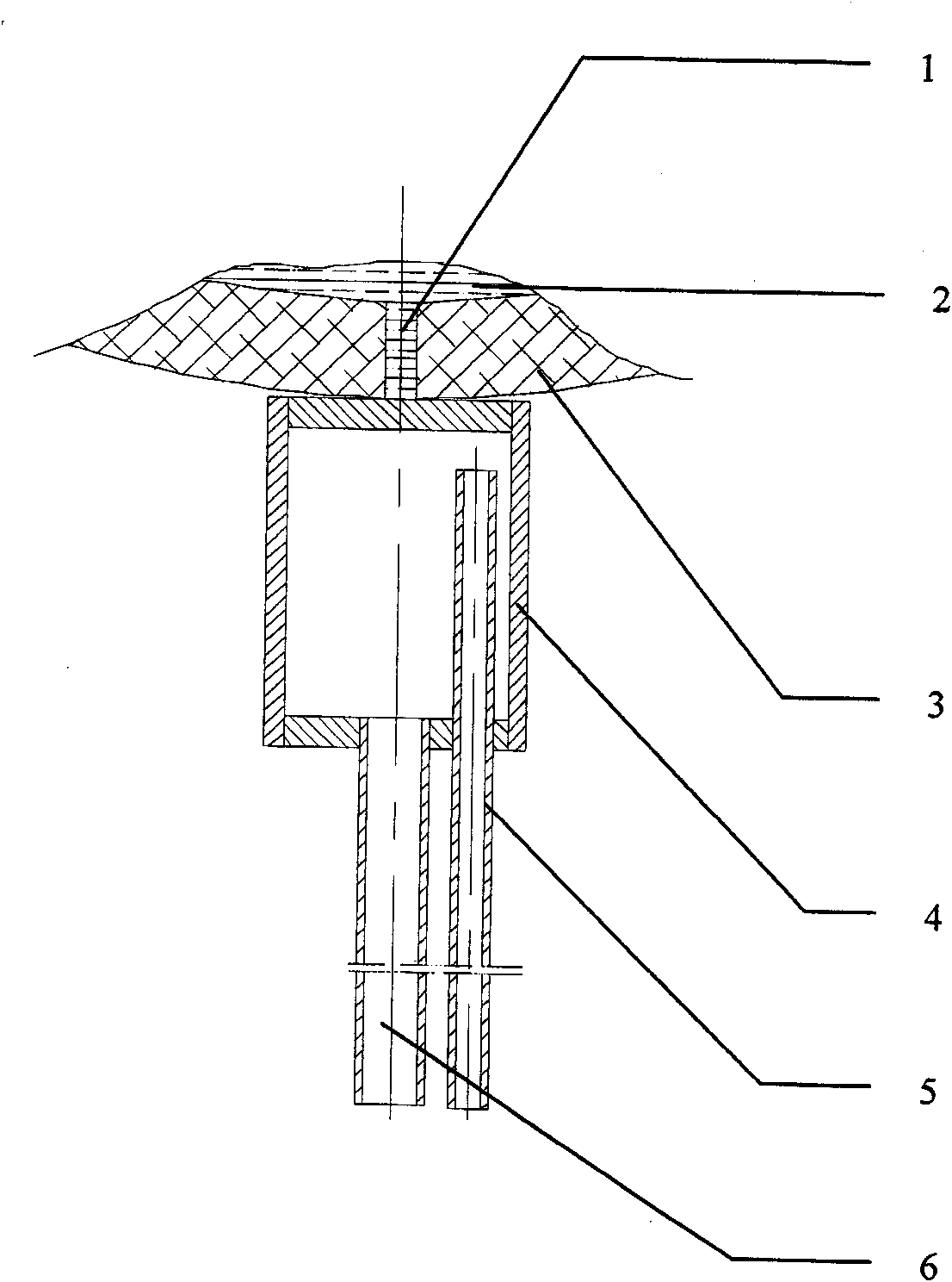 Water stemming of discharge hole of quartz crucible material-preparation furnace