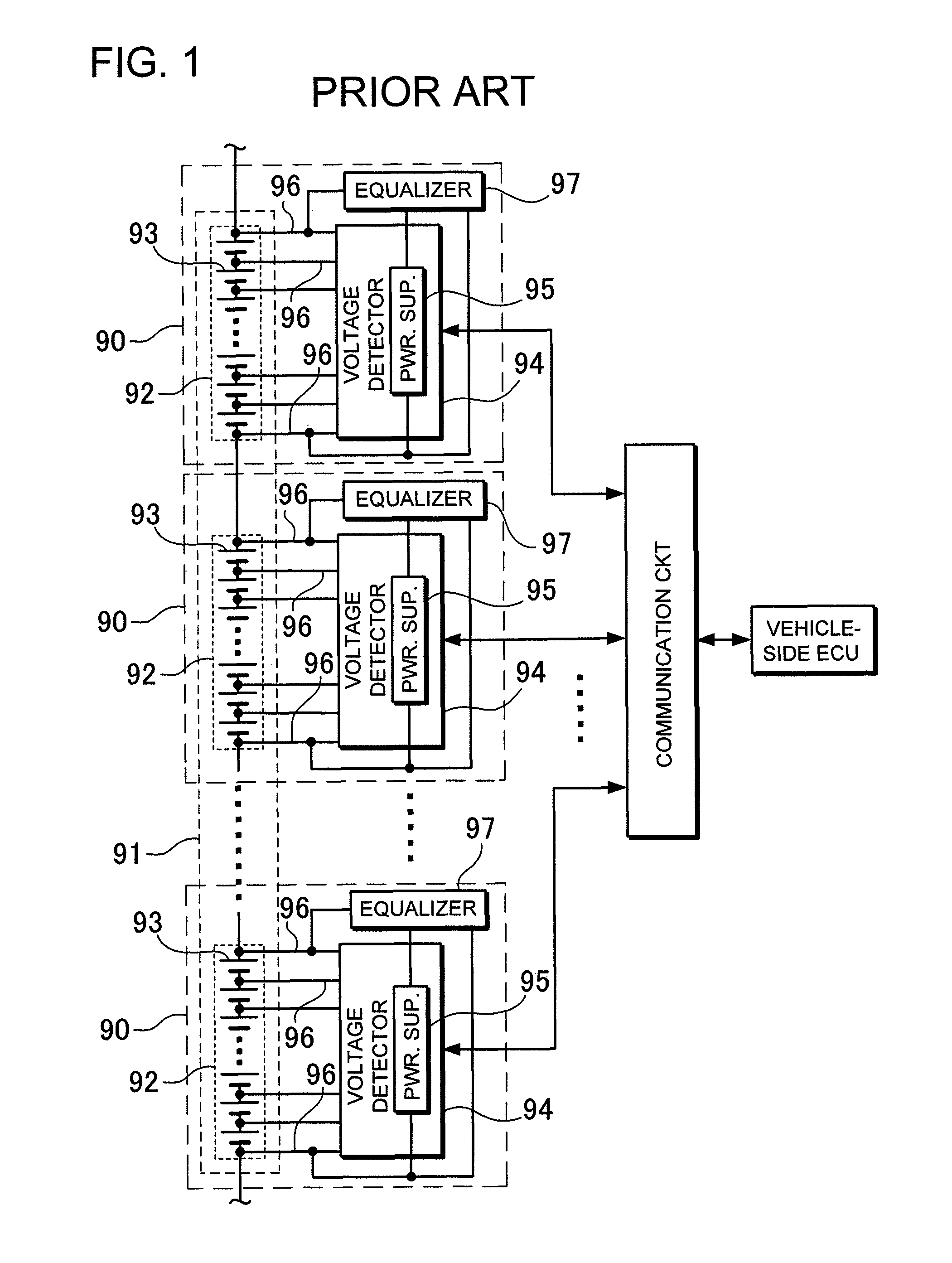 Power supply device for detecting disconnection of voltage detection lines