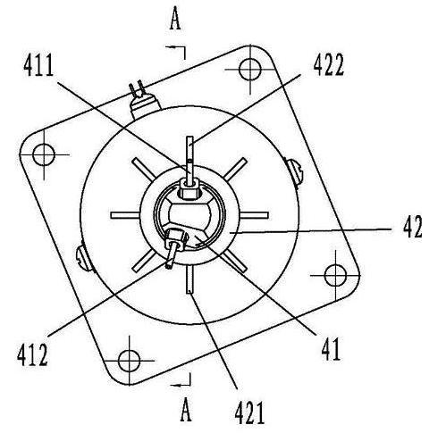 Flowing type multi-channel biochemical analyzer