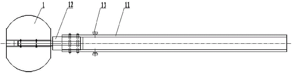 Capping device and method for iron mixing vehicle