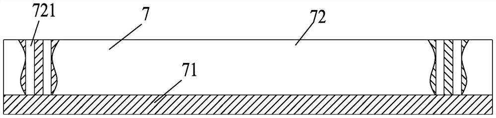 Flexible grinding device for soft and brittle materials