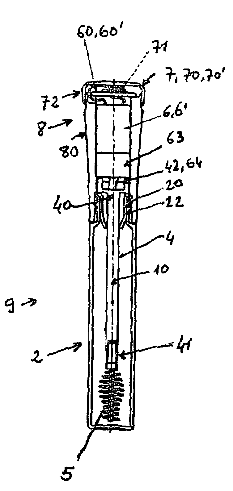 Rotary applicator of a cosmetic product and distributor comprising the said applicator