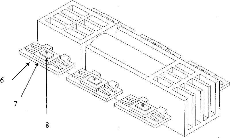 Movable pushing device for sliding launch of large jacket