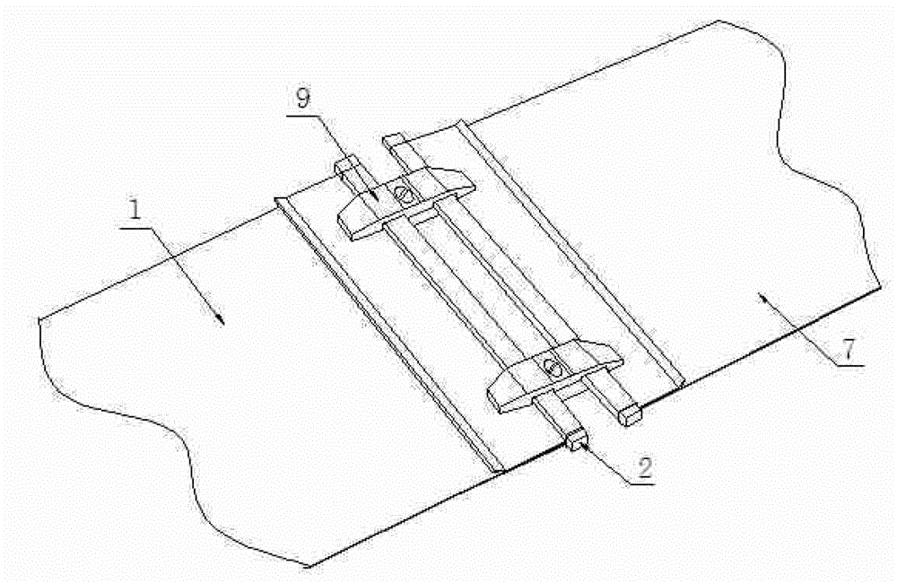 Steel belt butt-joint device and butt-joint method thereof