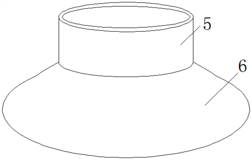 Glass bottle with good crack resistance and preparation process thereof