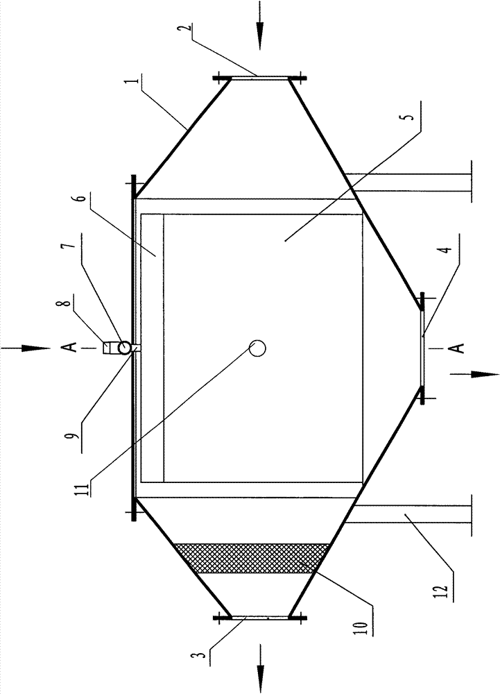 Laminar flow condenser for thermal decomposition and liquidation of biomass