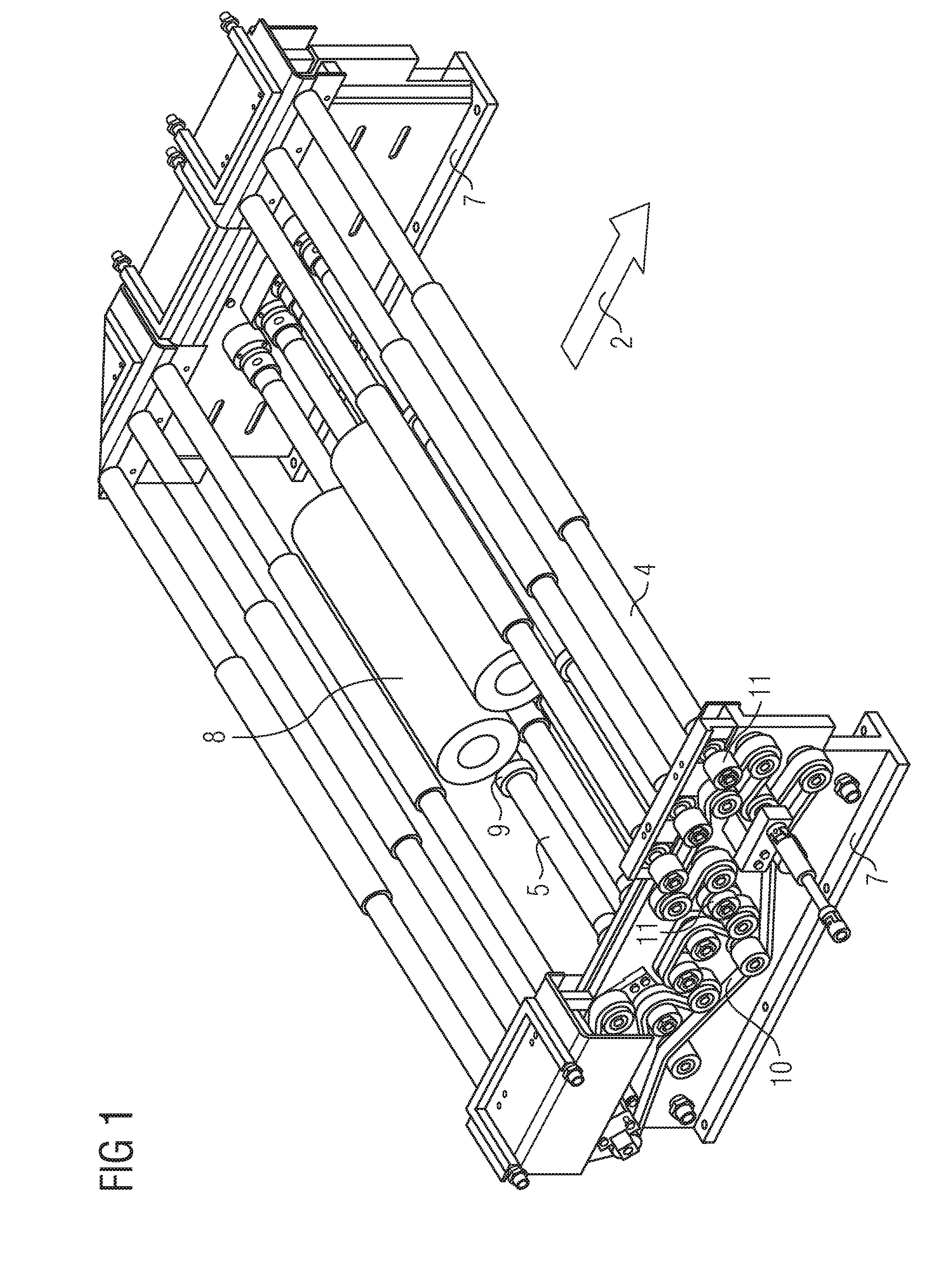 Transport device, especially for transporting flat substrates through a coating installation