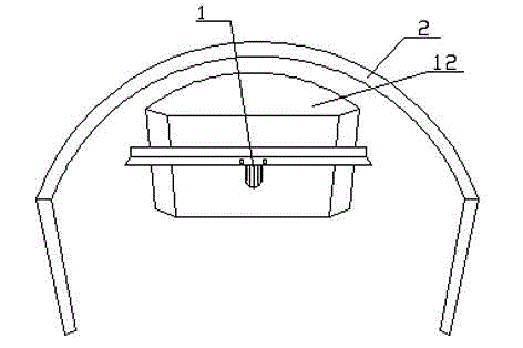 Tail gas continuous processing device utilizing alkaline activation to prepare activated carbon and tail gas continuous processing method thereof