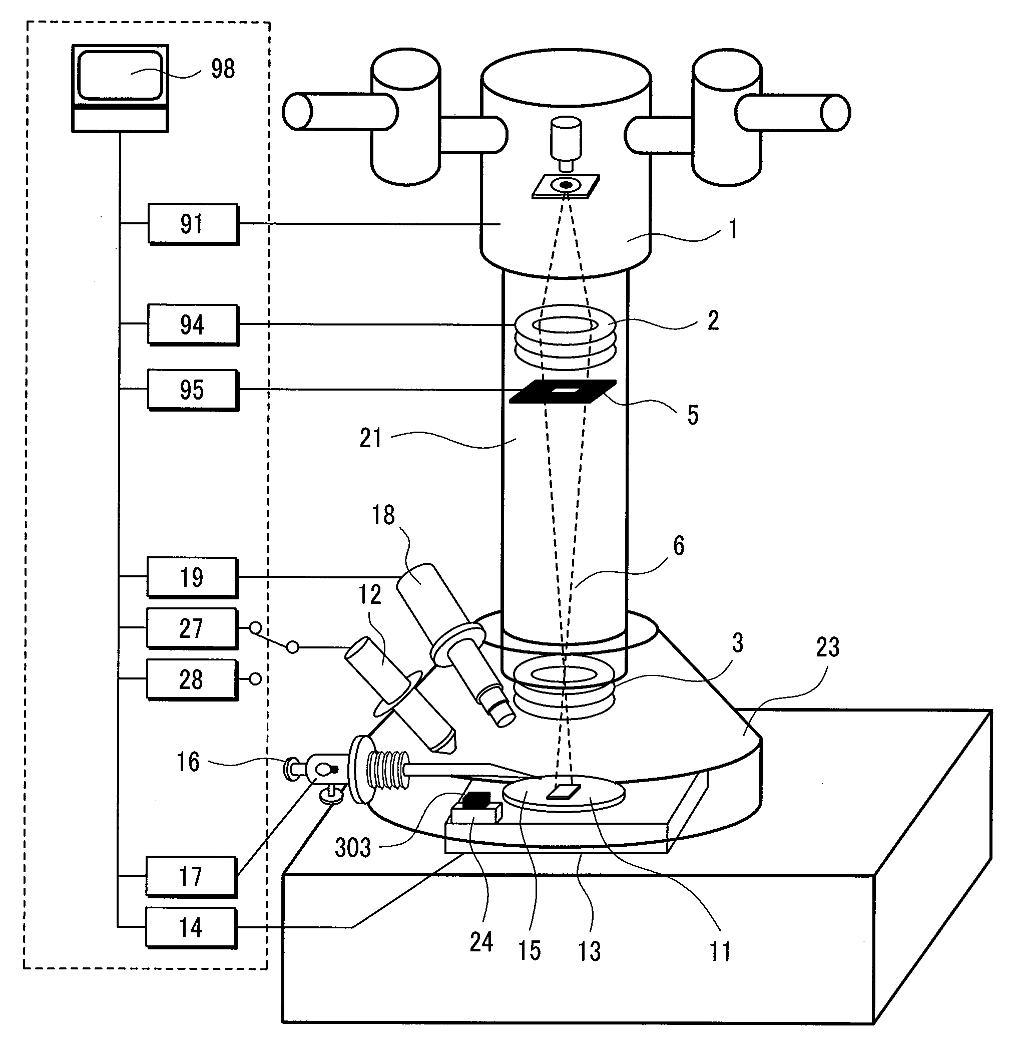 Ion source, ion beam processing/observation apparatus, charged particle beam apparatus, and method for observing cross section of sample