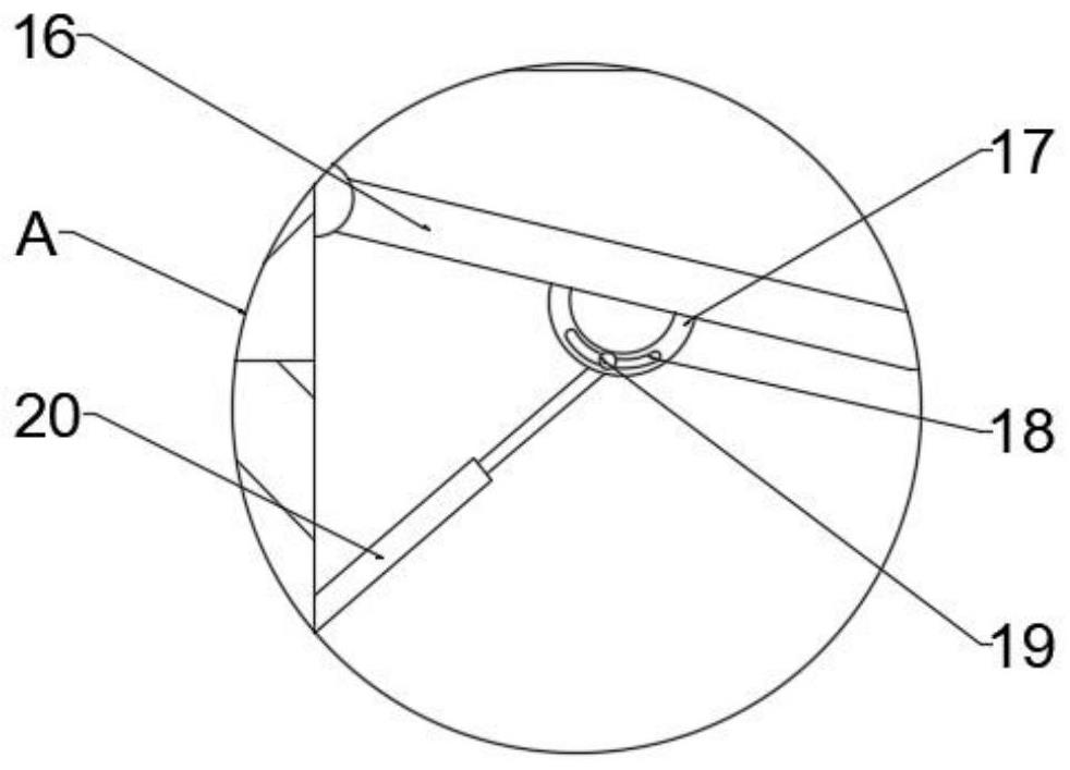 Boiler device with self-blowdown structure