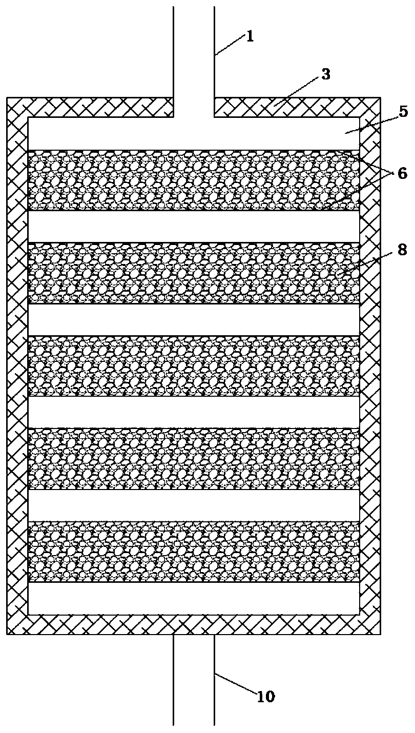 Layered unit type reactor used for hydrated salt heat storage