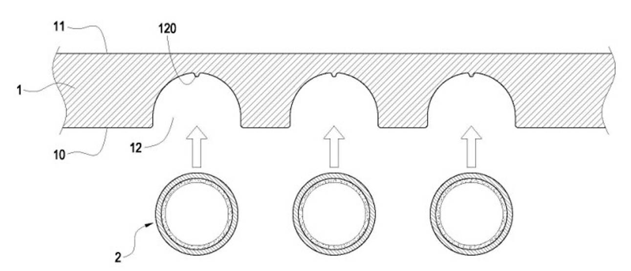 Limiting assembling structure for heat pipe and heat conduction seat