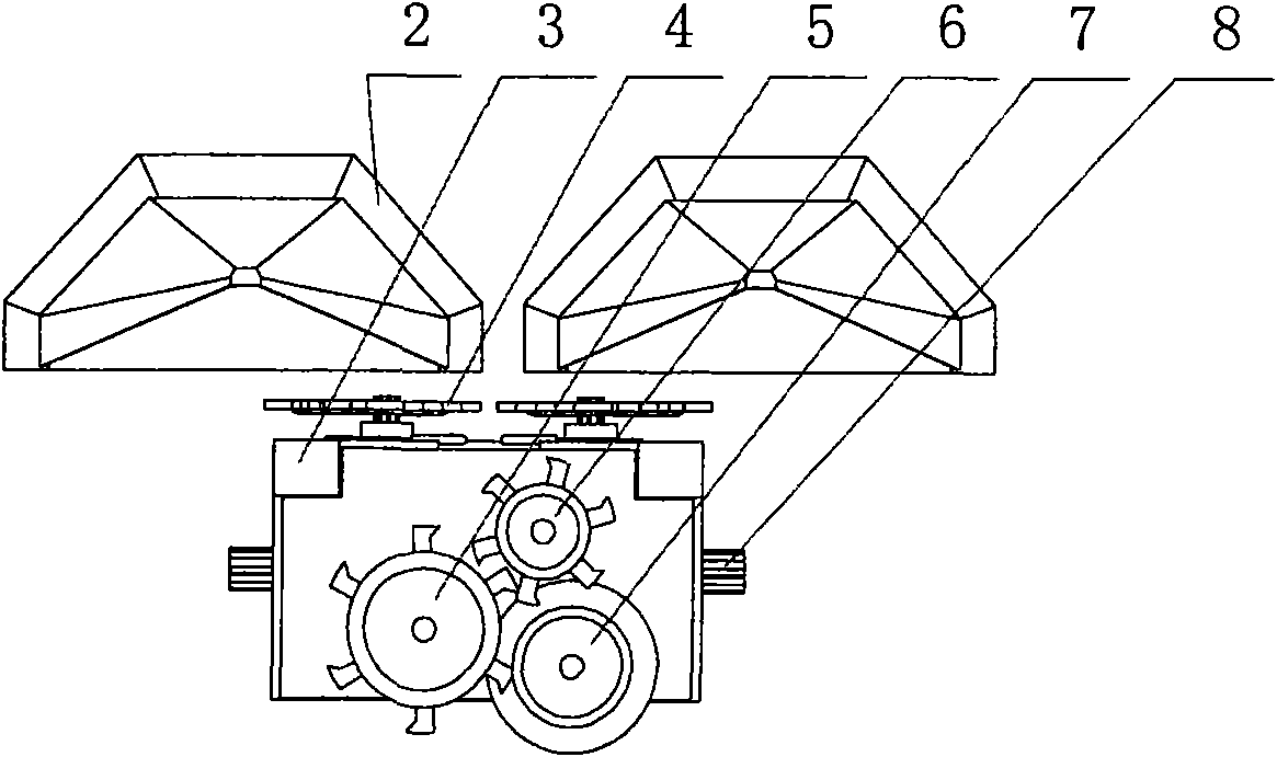 Three-roller corn picking and straw smashing device