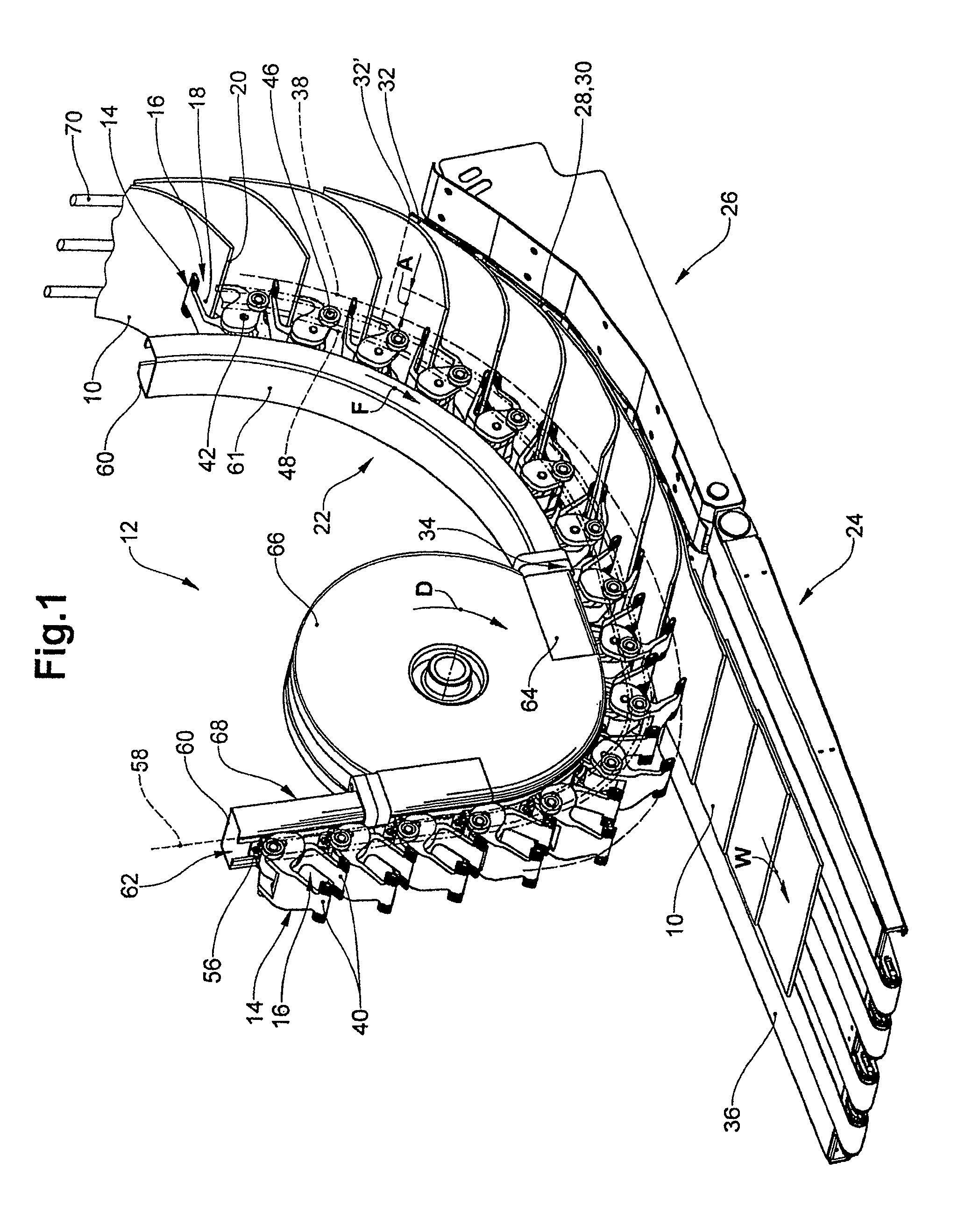 Apparatus and method for transporting flexible, planar products