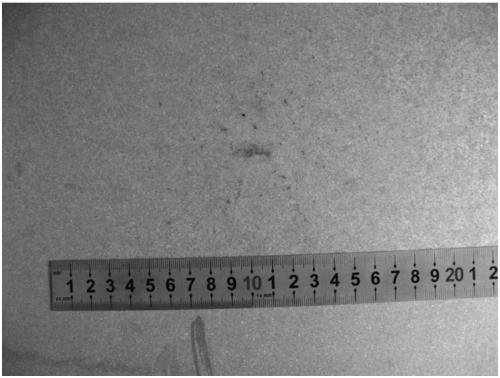 A kind of vanadium-containing atmospheric corrosion-resistant molten steel and atmospheric corrosion-resistant steel and production method thereof