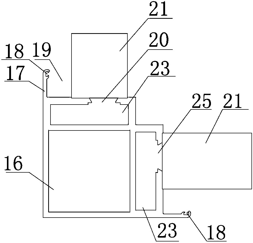 Carriage connecting piece and carriage