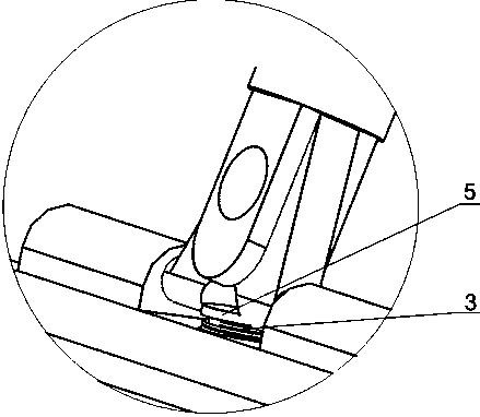 Water-absorbing cleaning device in detachable connection