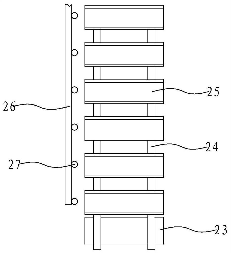 Semi-automatic production process applied to ceramic sculpture