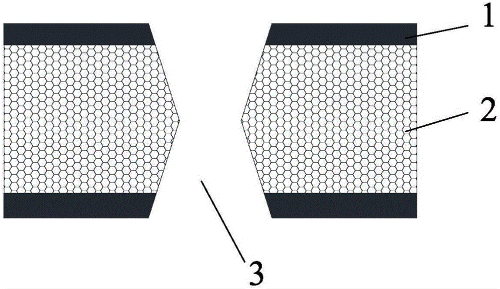 Sandwich structure for ultrathin laminated board processing and laminated board manufacturing method