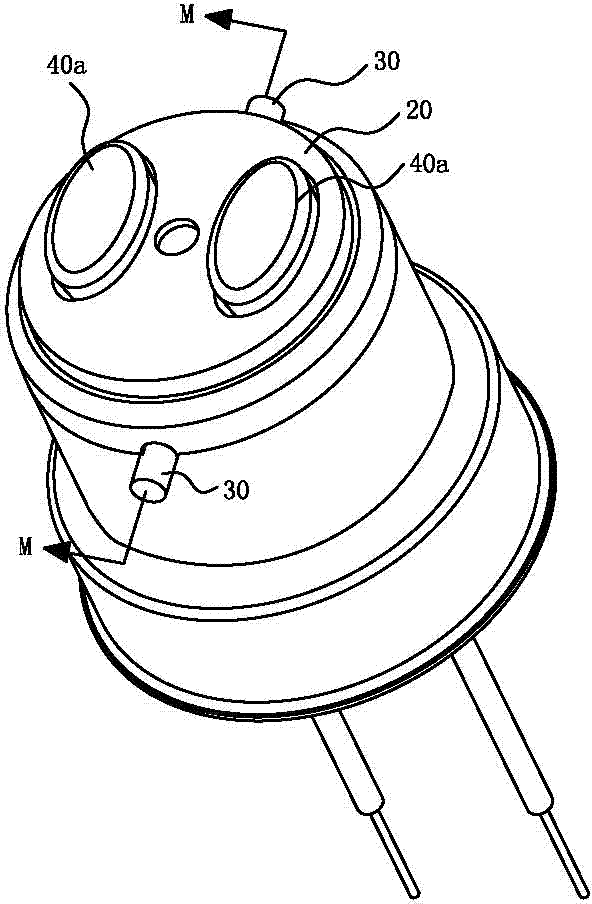 Clamping-nail fixing structure for lamp cap