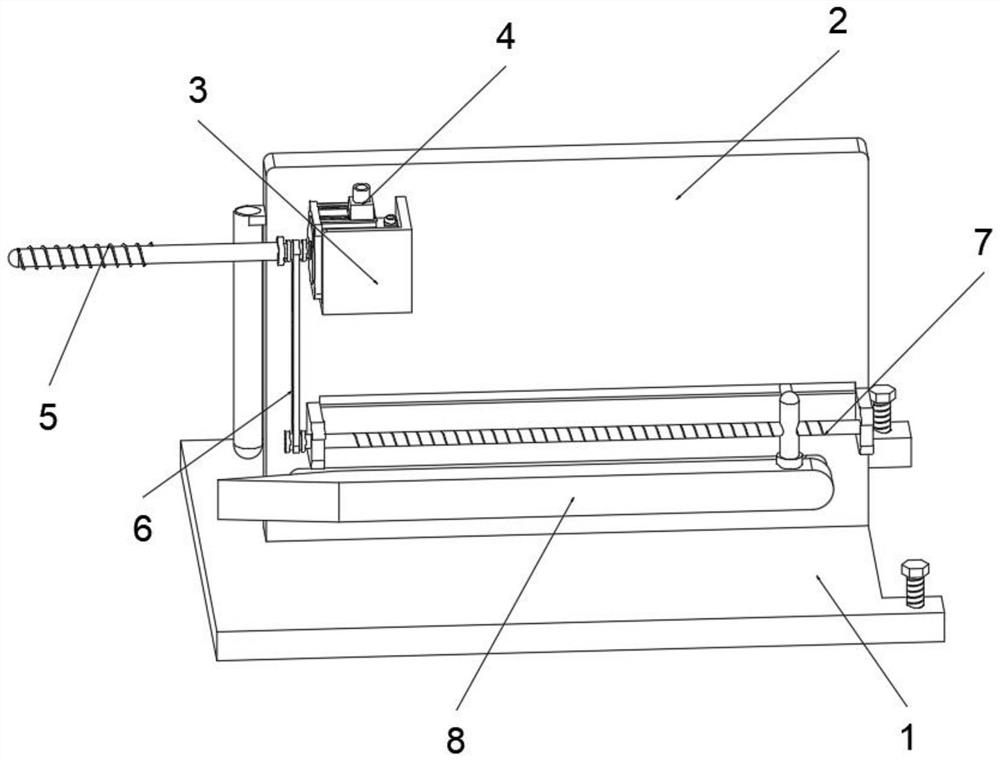 Impact type crushing device for ore mining