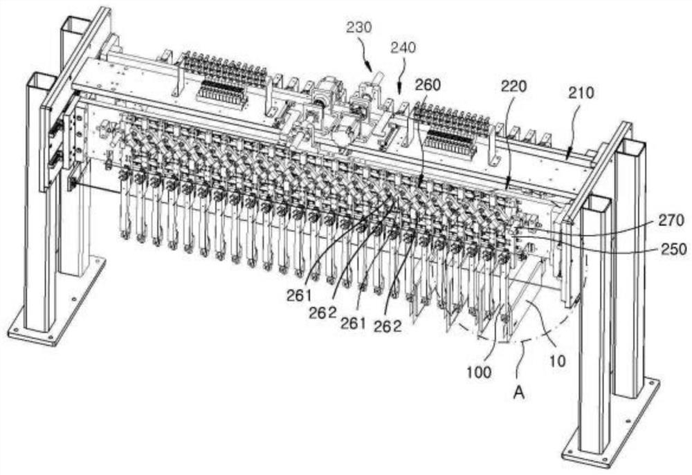 Secondary battery pouch holder and transfer therewith