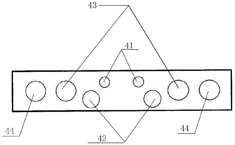 Novel calibration plate and calibration method for performing length measurement by using calibration plate