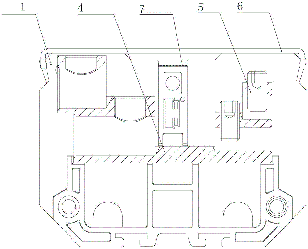 Two-in six-out branching terminal