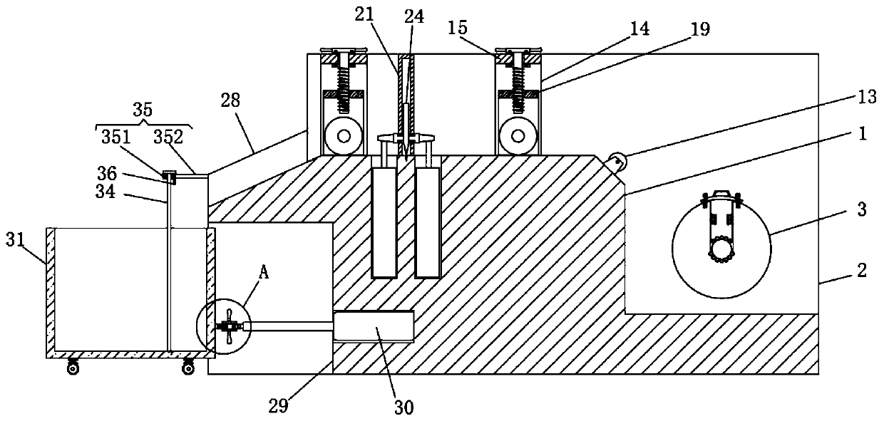 Automatic tape cutting machine capable of automatically collecting finished products