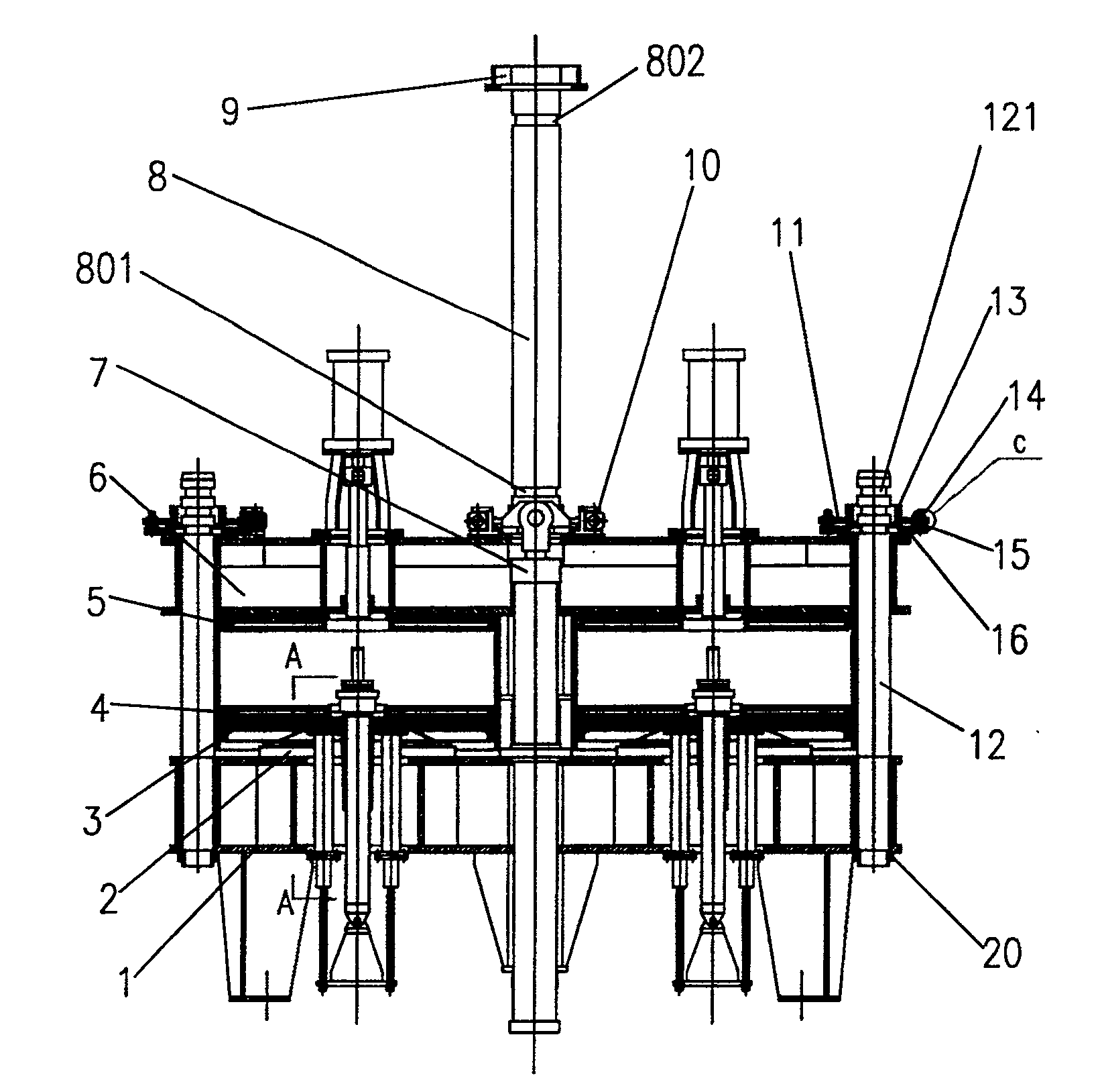 Hydraulic tyre vulcanizing machine in column type strap clamp locked mould mode, and method for adjusting mould