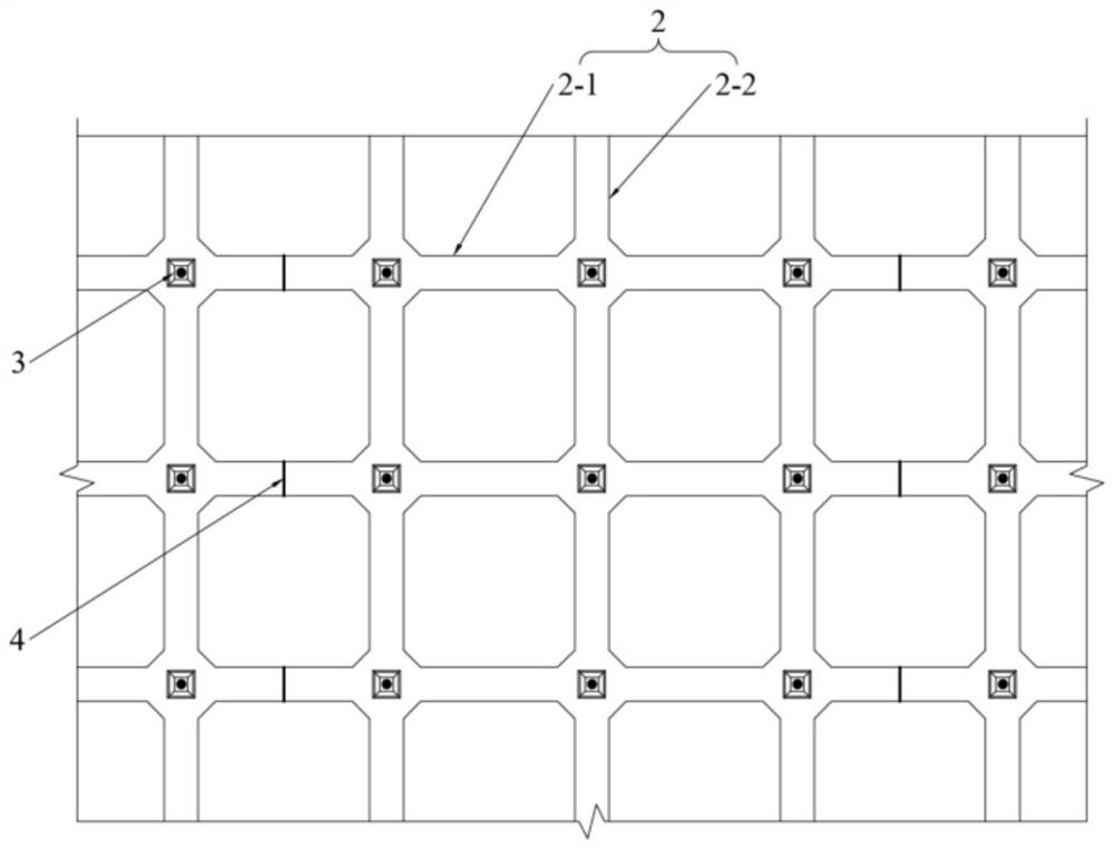 A method for removing prestressed anchor cable frame beams on roadbed slopes