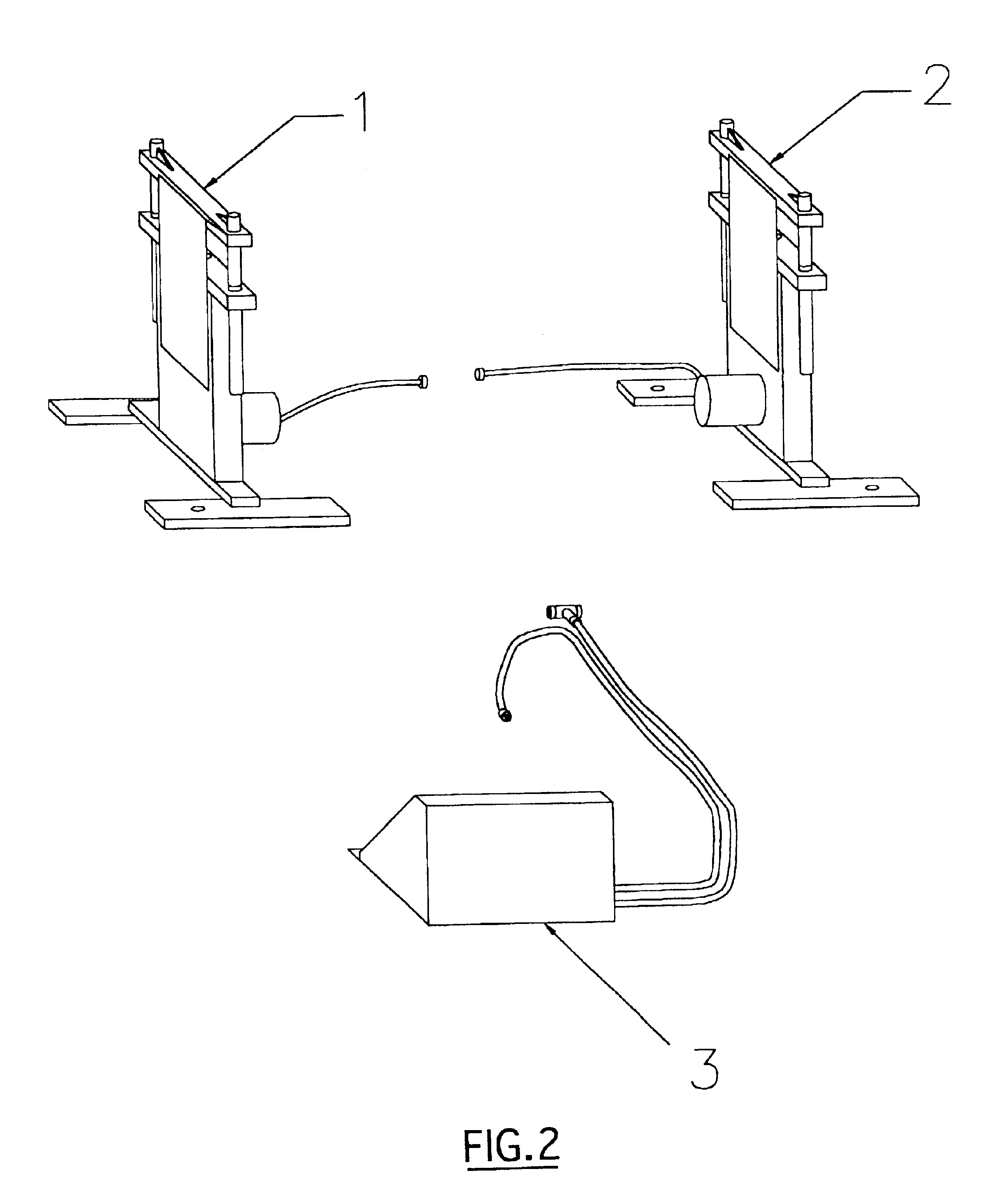 Self-spotting bench press apparatus for progressive lift distance training