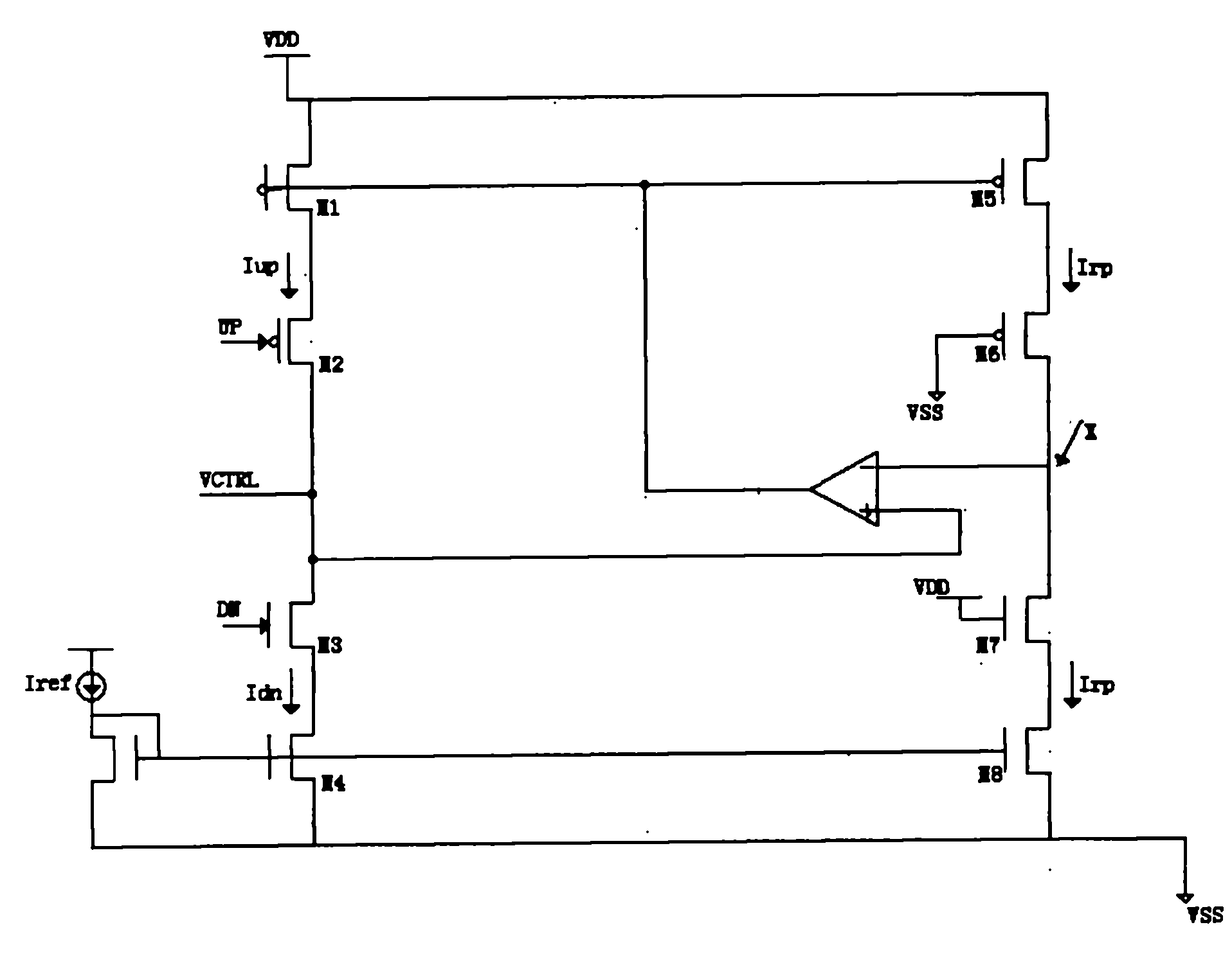 Charge pump capable of solving problems of charge distribution and current mismatching