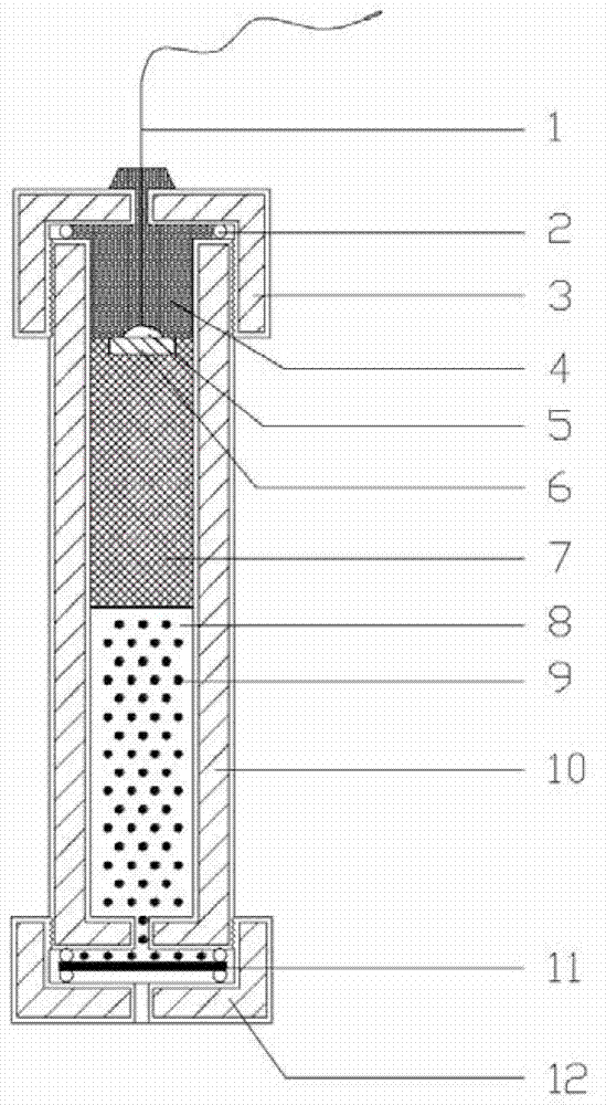 Long-life reference electrode suitable for deep-sea high hydrostatic pressure environment